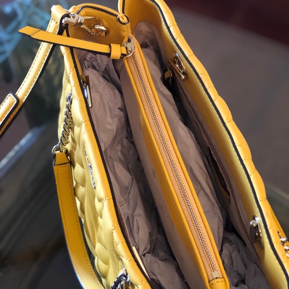 NWT kate spade quilted Leather Meena handbag - Picture 3 of 8